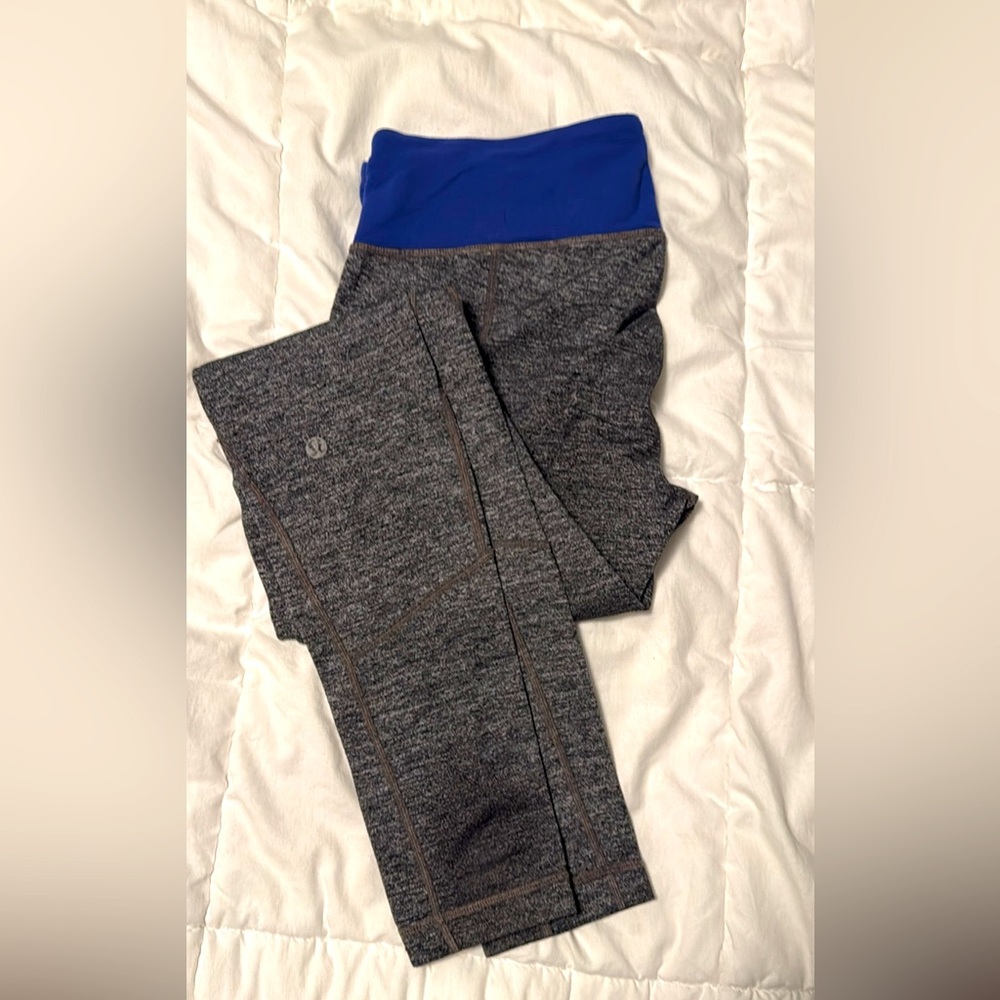 SOLD - Lululemon leggings size 8
